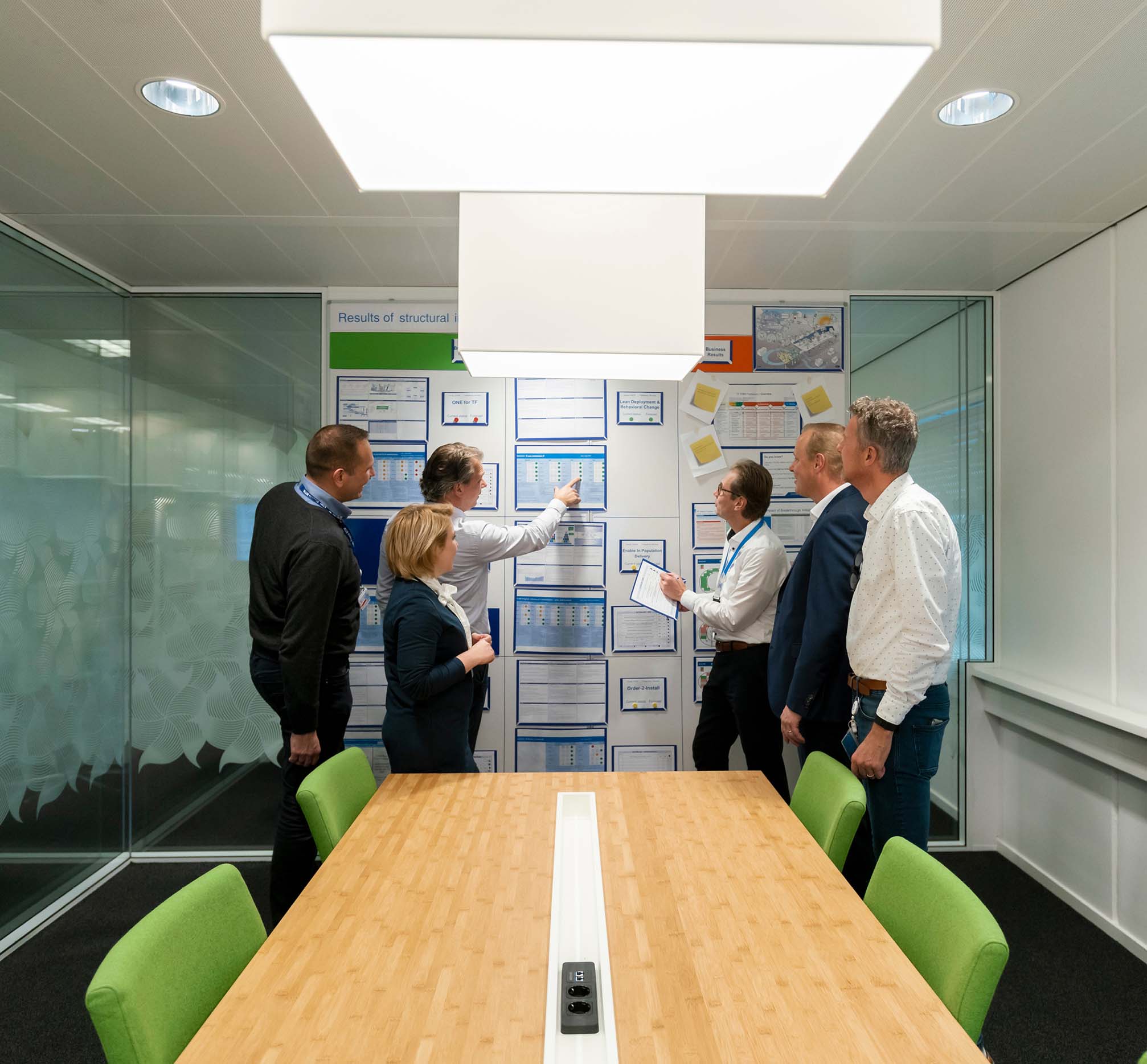 asml-20221231_g121.jpg